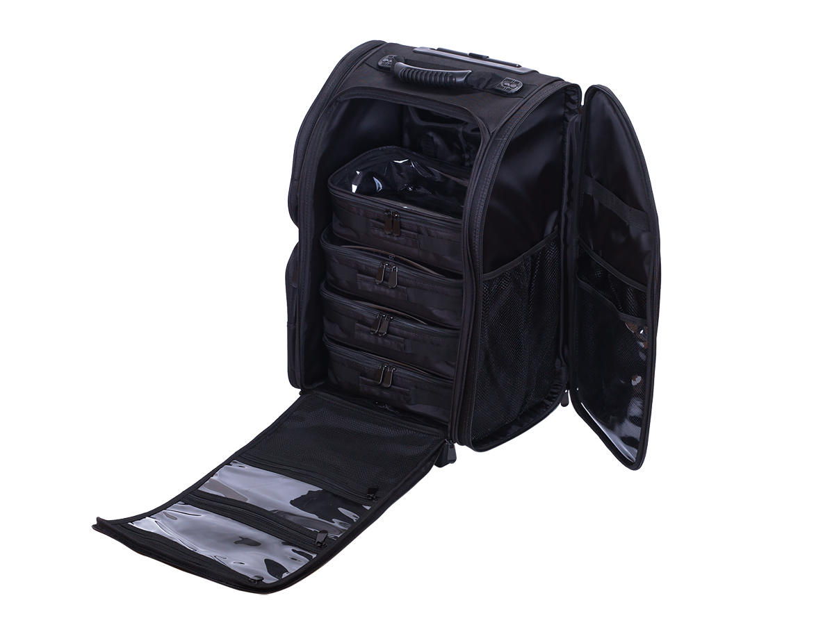 Чемоданы визажиста